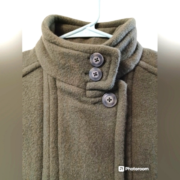 Woolrich Women's Olive Green Wool Vest Women's Size Small - Picture 3 of 14